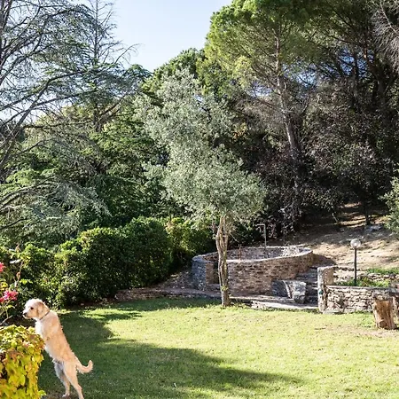 Villa Piscina “la Trinità “ *